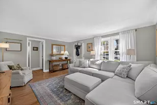 22 Camore St, Stamford, CT 06905 - Photo 5