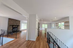 155 Colony St, Hamden, CT 06518 - Photo 17