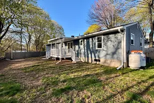 22 Pine St, Waterford, CT 06385 - Photo 29