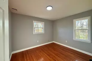 22 Pine St, Waterford, CT 06385 - Photo 17