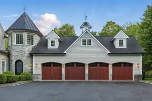 34 Carrington Dr, Greenwich, CT 06831 - Photo 35