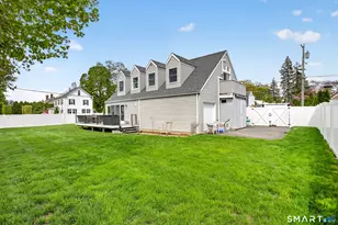 120 S Pine Creek Rd, Fairfield, CT 06824 - Photo 7
