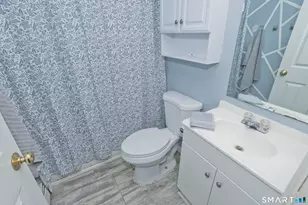 21 Lownds Dr, Windsor Locks, CT 06096 - Photo 11