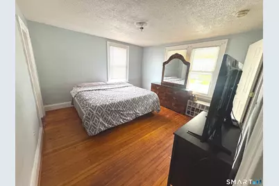 6-8 Vose Street, Ansonia, CT 06401 - Photo 15