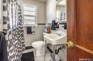 150 Trumbull Ave, Bridgeport, CT 06606 - Photo 13