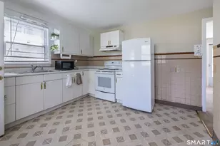 150 Trumbull Ave, Bridgeport, CT 06606 - Photo 9