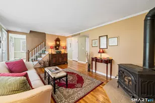 34 Lynn Dr, Monroe, CT 06468 - Photo 3
