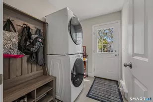 12 Sander St, New London, CT 06320 - Photo 9