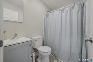 12 Sander St, New London, CT 06320 - Photo 11