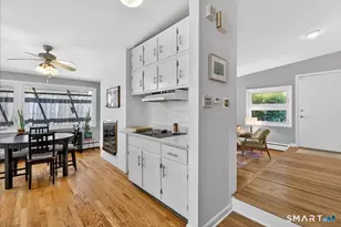 122 Corbin Rd, Hamden, CT 06517 - Photo 9