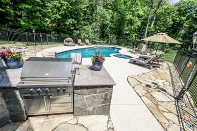 8 Rock Ridge Court, New Fairfield, CT 06812 - Photo 35