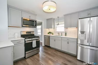 35 Sequin Street, Hartford, CT 06106 - Photo 7