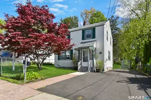 35 Sequin St, Hartford, CT 06106 - Photo 1