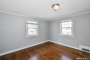 35 Sequin St, Hartford, CT 06106 - Photo 15