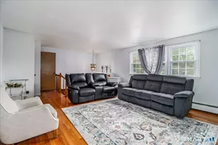 16 Chestnut Dr, Derby, CT 06418 - Photo 9