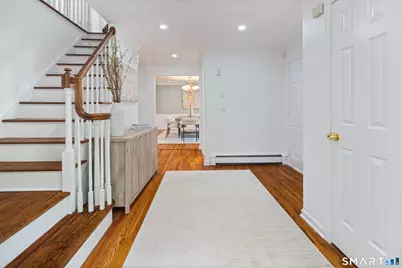 171 Proprietors Crossing, New Canaan, CT 06840 - Photo 3
