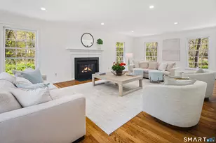 171 Proprietors Crossing, New Canaan, CT 06840 - Photo 5