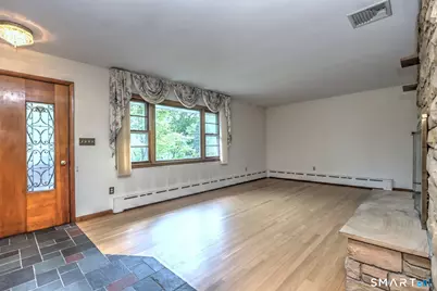 110 Beauvue Terrace, Bridgeport, CT 06606 - Photo 11