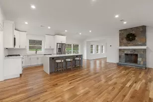 52 Curtis Rd, Bridgewater, CT 06752 - Photo 3