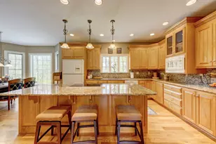 209 Farmingberry Dr, Southington, CT 06444 - Photo 9