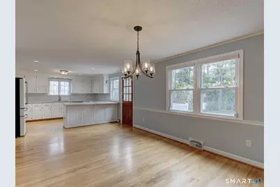 62 Butternut Circle, Wethersfield, CT 06109 - Photo 9