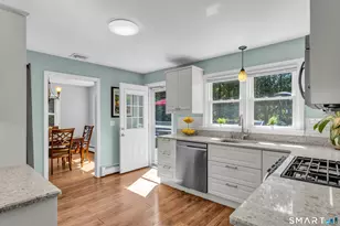 44 Palmer Woods Cir, Branford, CT 06405 - Photo 7