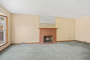 171 Old Point Rd, Milford, CT 06460 - Photo 9