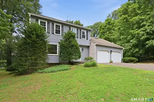 28 Green Woods Ln, Farmington, CT 06085 - Photo 3