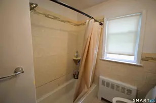765 Birmingham St, Bridgeport, CT 06606 - Photo 13