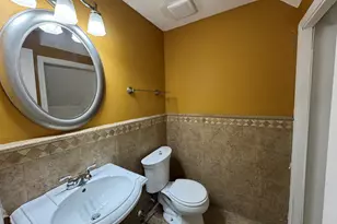 50 Wakefield Cir, East Hartford, CT 06118 - Photo 11
