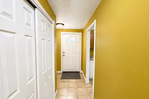 50 Wakefield Cir, East Hartford, CT 06118 - Photo 3