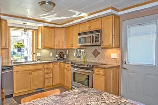 145 Cottage Rd, Enfield, CT 06082 - Photo 9