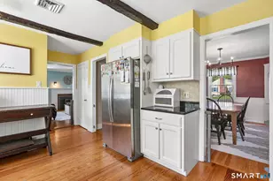 75 Parkway Dr, Trumbull, CT 06611 - Photo 11