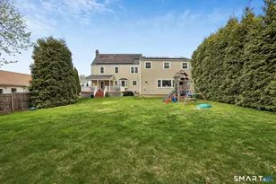 75 Parkway Dr, Trumbull, CT 06611 - Photo 29