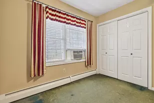 11 Cottage Ln, East Lyme, CT 06357 - Photo 17