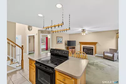 11 Cottage Lane, East Lyme, CT 06357 - Photo 9