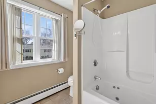 11 Cottage Ln, East Lyme, CT 06357 - Photo 17