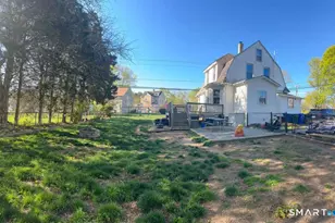 107 Phillips St, Waterford, CT 06385 - Photo 19
