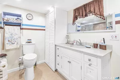 327 Shelton Avenue, New Haven, CT 06511 - Photo 23
