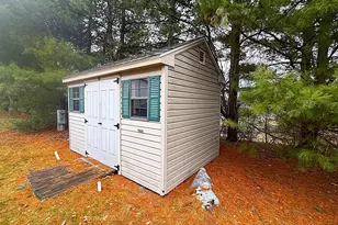 11 Circle Dr, Windham, CT 06256 - Photo 17