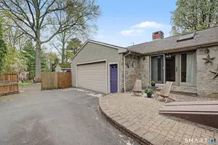 11 Thomas St, Newington, CT 06111 - Photo 33