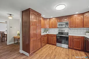 11 Thomas St, Newington, CT 06111 - Photo 11