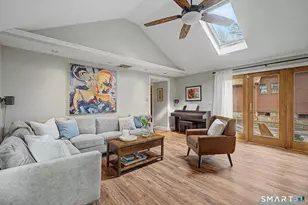 11 Thomas St, Newington, CT 06111 - Photo 19