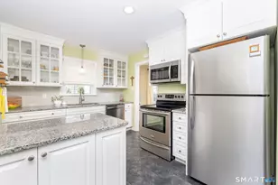 112 Harmon St, Hamden, CT 06517 - Photo 11