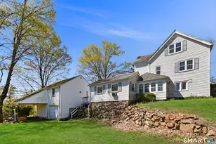 213 Hart St, Berlin, CT 06037 - Photo 3