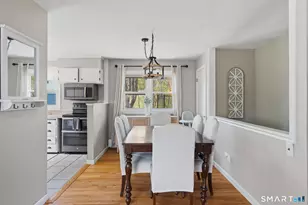 35 Apple Tree Ln, Wallingford, CT 06492 - Photo 9