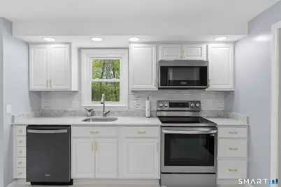 39 Tall Pines Lane, Rocky Hill, CT 06067 - Photo 5