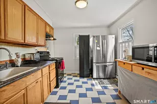 40 Compass Ln, West Haven, CT 06516 - Photo 7