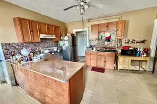 60-62 Hazel St, Hartford, CT 06106 - Photo 7
