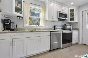 67 Deerfield Ridge Dr, Groton, CT 06355 - Photo 9